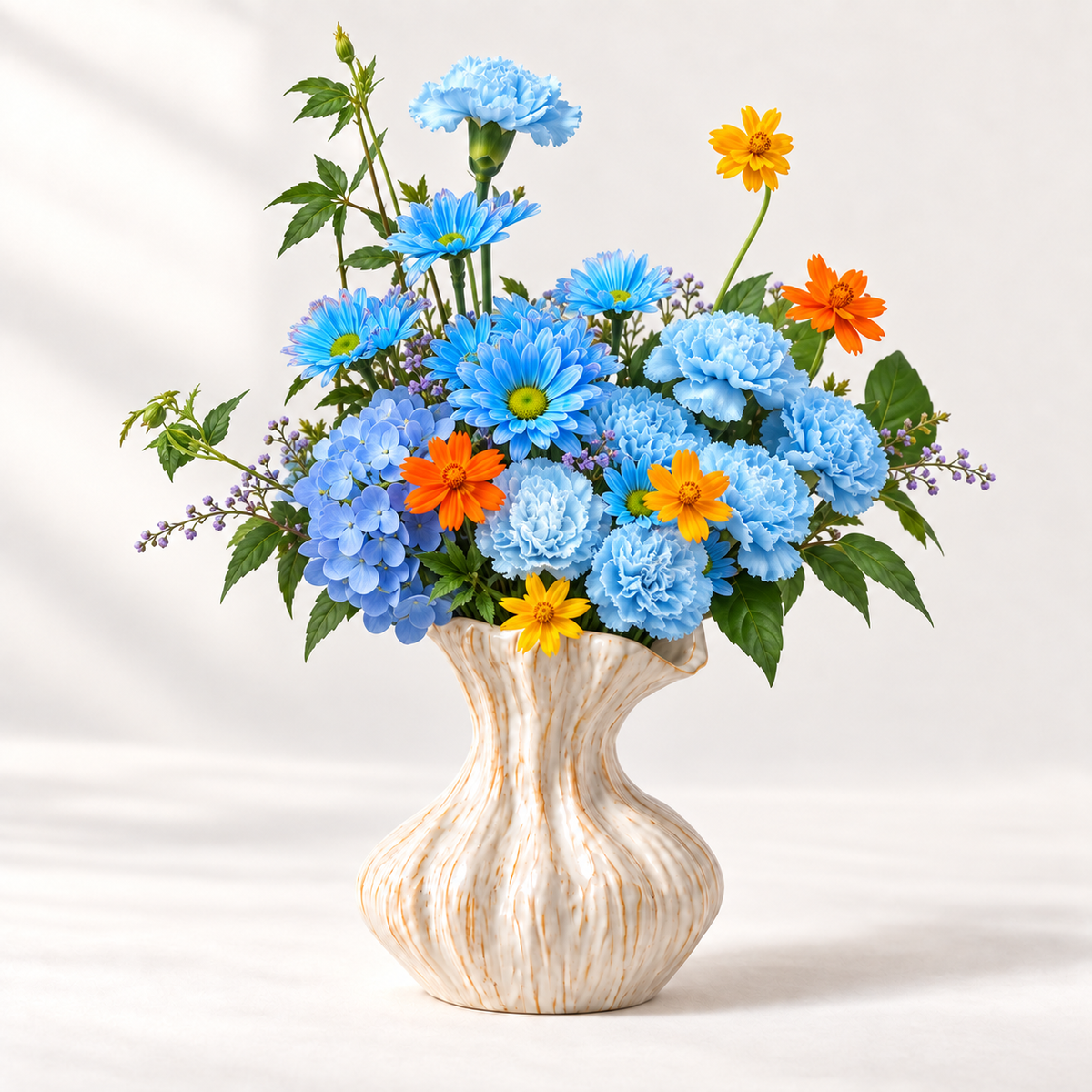 MCOIKY®Off-White Textured Accent Vase